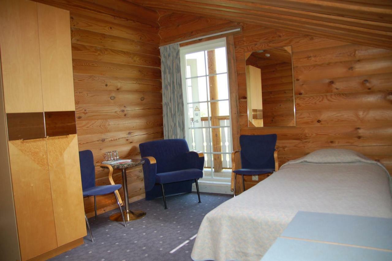 Kuelalistemaja Vehendi Motell Extérieur photo